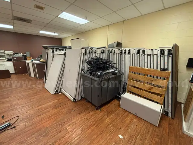 Large Lot of Cubicle Partitions and Parts