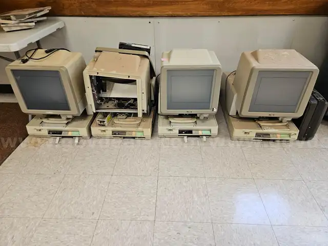 4 MICROFICHE READERS