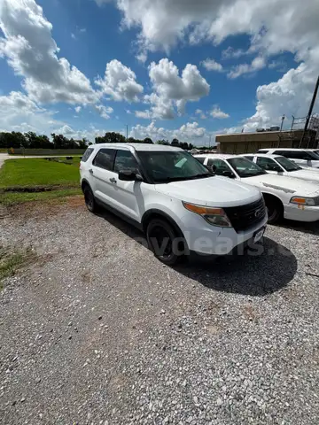 2015 Ford Explorer