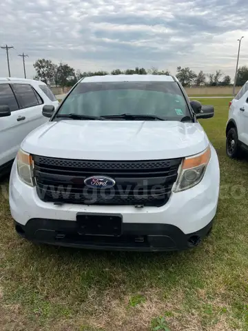 Unit 1083 2015 Ford Explorer