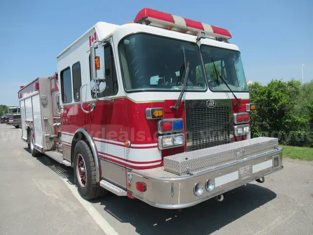 2002 Spartan Gladiator Fire Truck