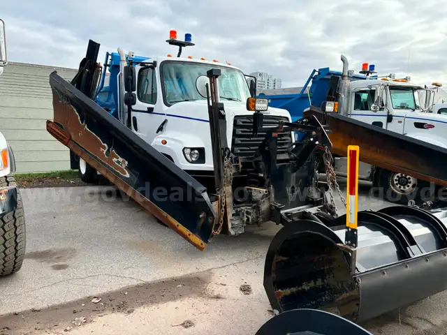 STR TRUCK-GEN PURPOSE-DUMP BED-33K+ GVW (TANDEM AXLE)