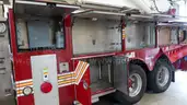 1996 SEAGRAVE 100FT LADDER TRUCK