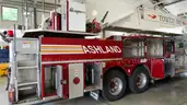 1996 SEAGRAVE 100FT LADDER TRUCK