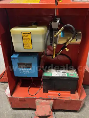 Pallet stacker- Electric- in working condition