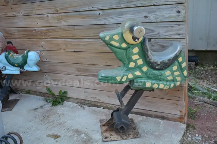 Saddle Mate Cast Frog (1)