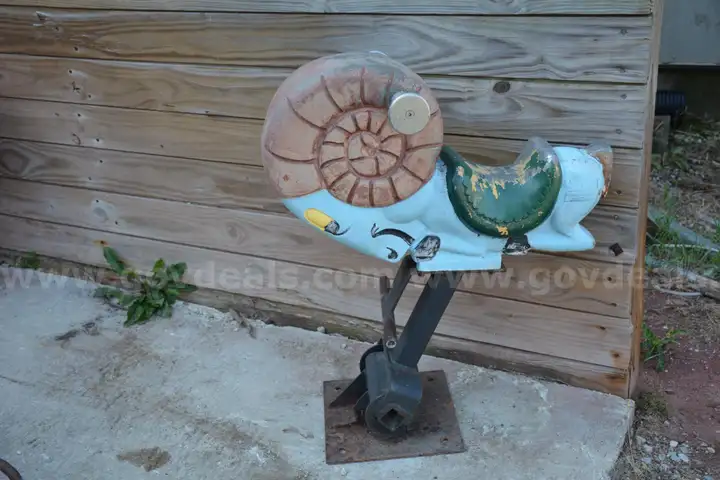 Saddle Mate Cast Snail (2)