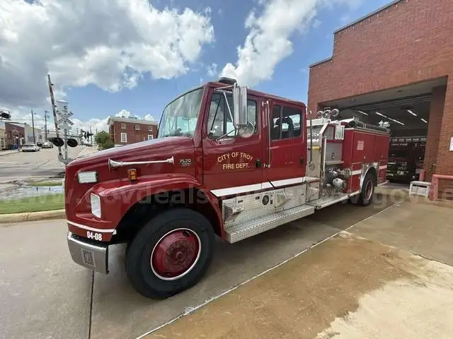2004 Freightliner FL70
