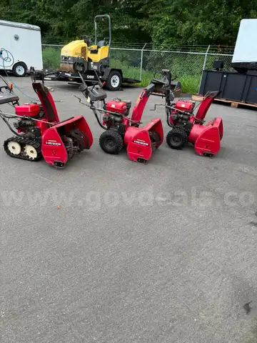A Lot of (3) Snow Blowers