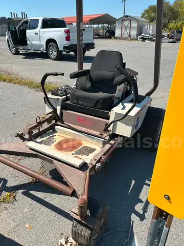 GRASSHOPPER 321D MOWER   unit 224