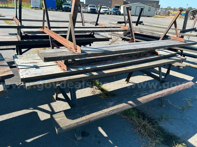 picnic tables 8 foot  lot 10