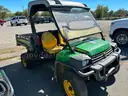 825 i  John Deere Gator