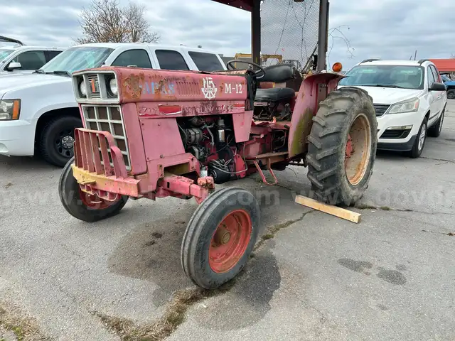 International 484 diesel tractor