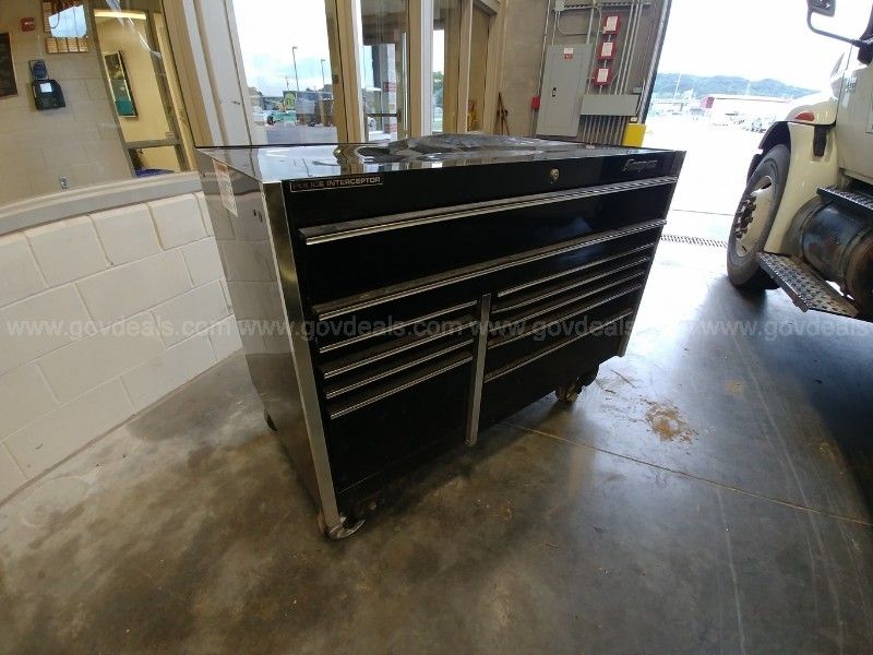 Damaged snap on tool store boxes for sale