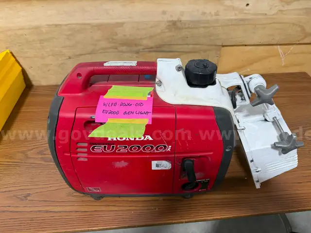 WLFD-2026-010 – Honda EU2000i Inverter Generator with Light Mount