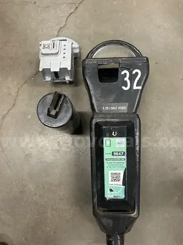 Parking meters New Meter Heads = 216  Old Meter Heads = 422