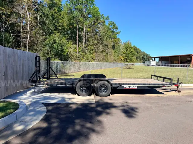 7x20 Caliber Utility Trailer