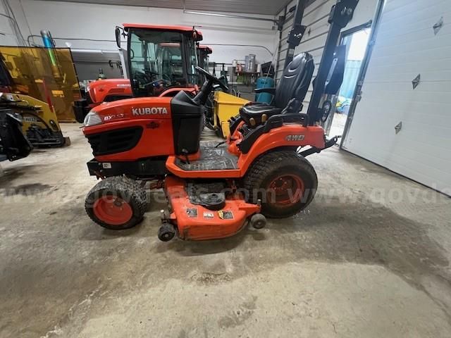 2016 Kubota 2370 Tractor with 48&#x201D; Mower Deck