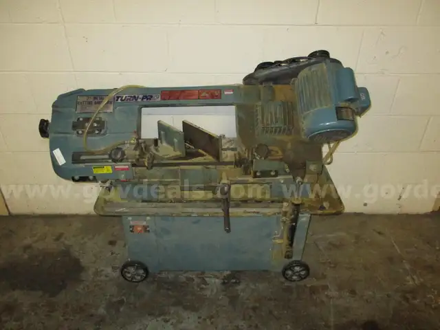 METAL CUTTING BAND SAW
