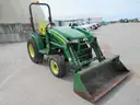 2006 John Deere 3520 Tractor/Loader