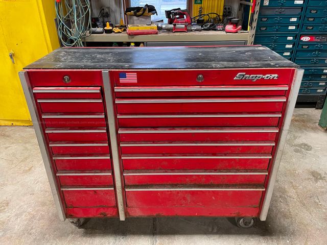 Snap On KR-660 B Toolbox | AllSurplus