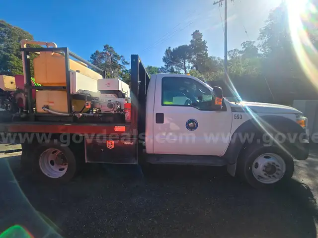 2015 Ford F-450 SD Conventional Cab w/ US JET Skid – 4,000 PSI, 350-Gal Water Tank, 800' Hose