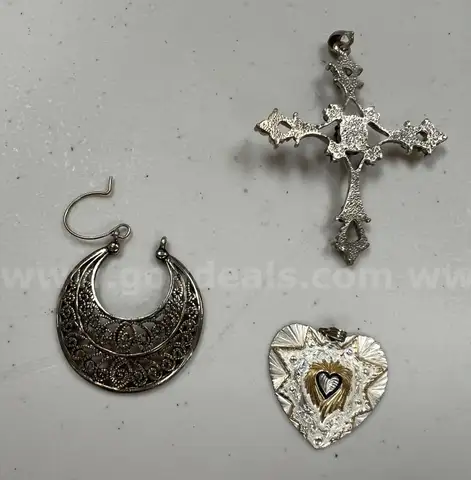 Lot #11 - Jewelry