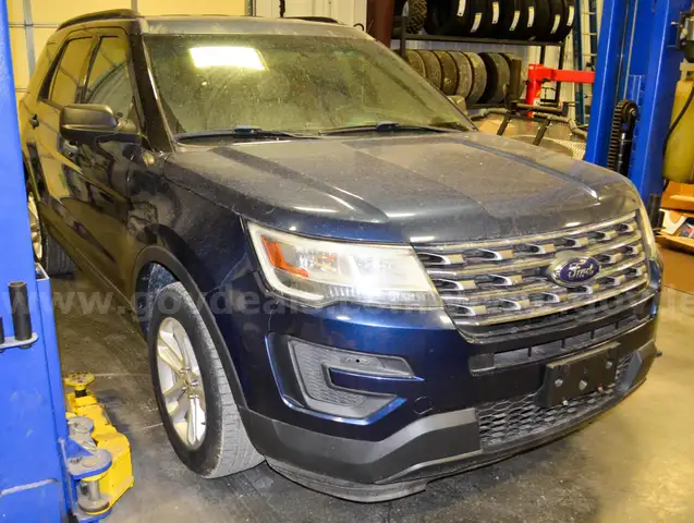 Lot #3:  2016 Ford Explorer