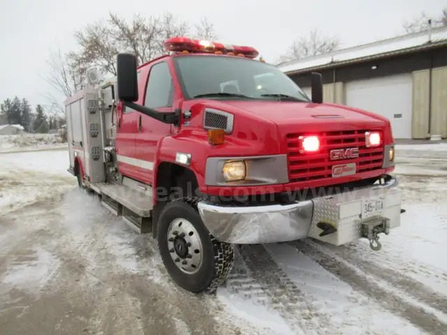 2006 GMC C5E042 Fire Truck