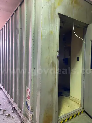Shipping container/Housing unit/storage unit