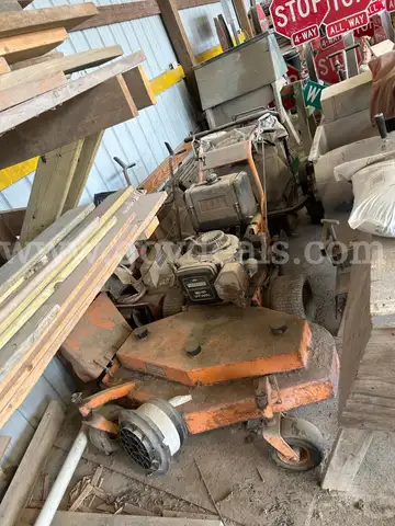 Scag Self Propelled Mower