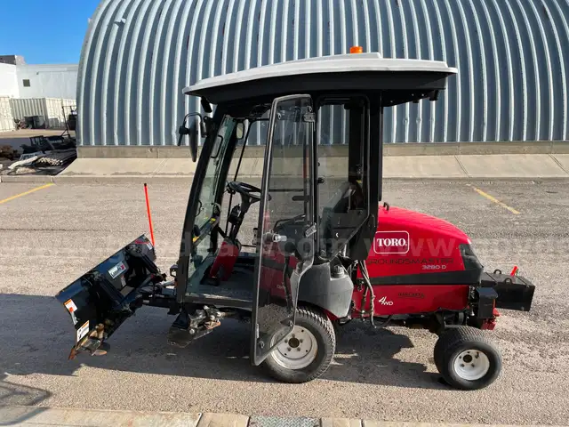 2016 Toro Groundsmaster 3280-D - Includes Cab, Broom, Mower, Snow Blade ...