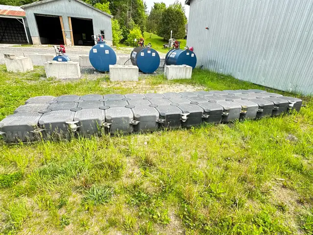 Floating dock