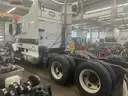2000 Volvo Semi Tractor