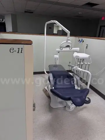 12 Dental Chairs