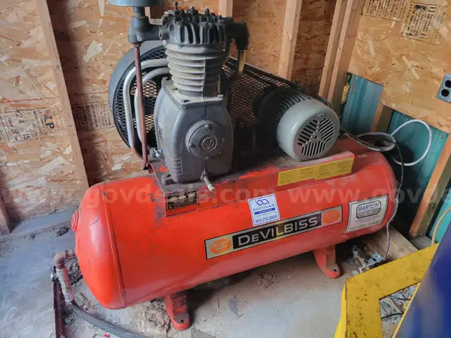 DeVilbiss Compressor