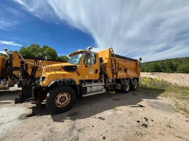 2018 Freightliner 114SD Plow Truck