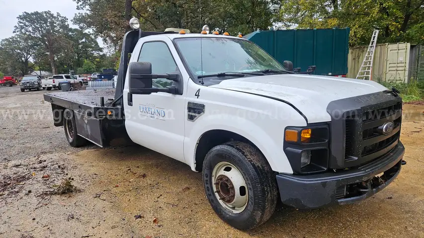2008 Ford F-350 SD XL DRW 2WD