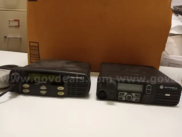 Motorola XPR4550 UHF Radio SN 038TMJ1753 Motorola CDM1250 Radio SN 103TLG6424