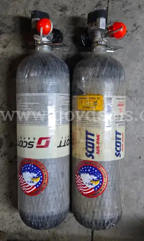 Two (2) Scott SCBA 30-minute 4500 psi bottles no hydo date