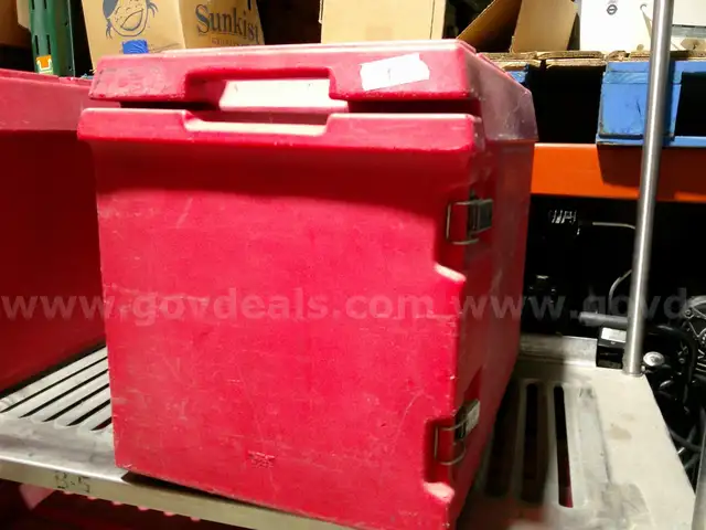 Food Storage Tote - Vollrath F