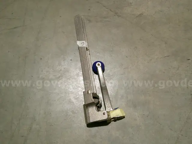 Industrial Can Opener - C
