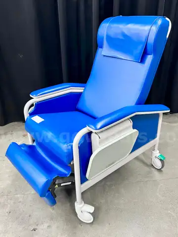 Phlebotomy Chair by Champion (404-30)