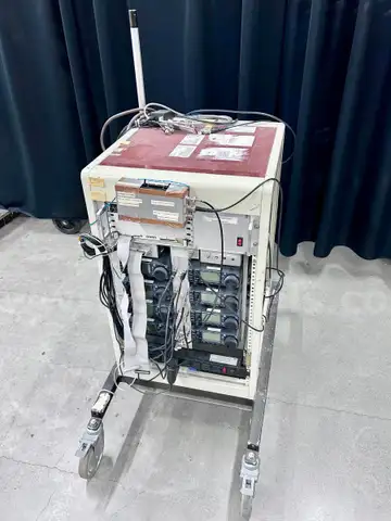 Lot of 8 iCom Ham Radios in Rolling Electronics Case (404-48)