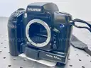 Lot of 18 Digital Cameras, DSLR &#x26; Similar (406-11)