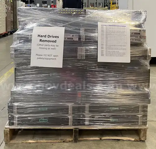 Lot of 34 Servers &#x26; Storage Arrays (Hard Drives Removed) (407-3)