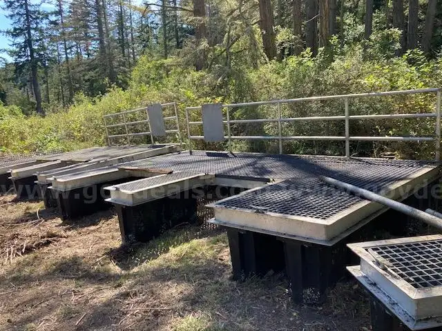 Custom Built (4) Piece Floating Dock (408-27)