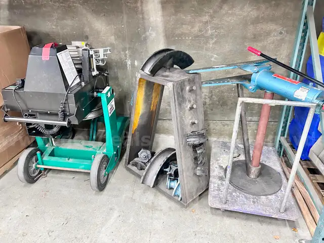 Lot of Conduit Benders and Parts (410-62)