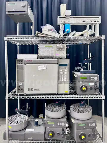 Lot of Chromatography Related Equipment (410-71)