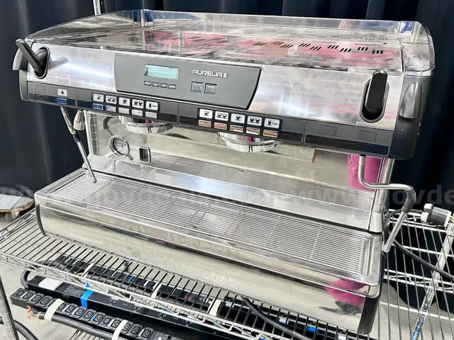 Espresso Machine: Nuova Simonelli Aurelia II (413-51)